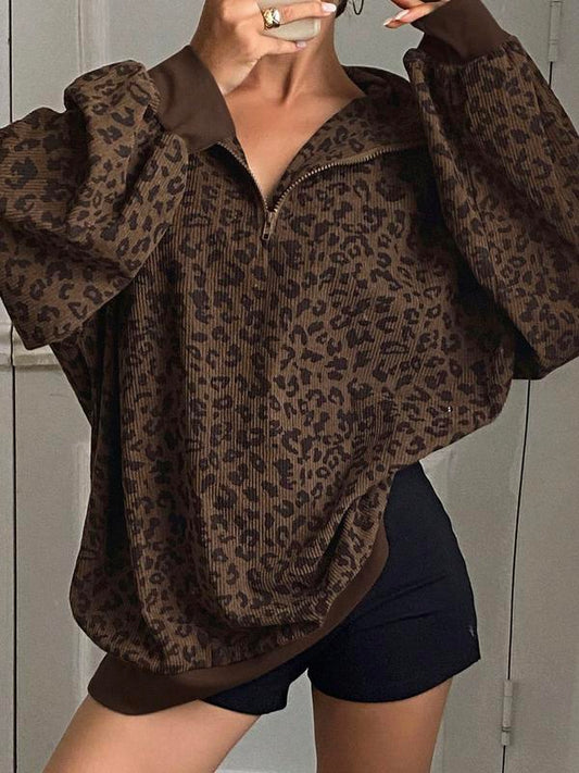 Savara - Women’s Animal Print Zip Pullover